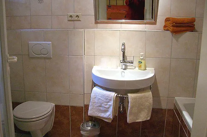 Ferienwohnung-franziska-wuensche-wohnung-2 Апартаменты *